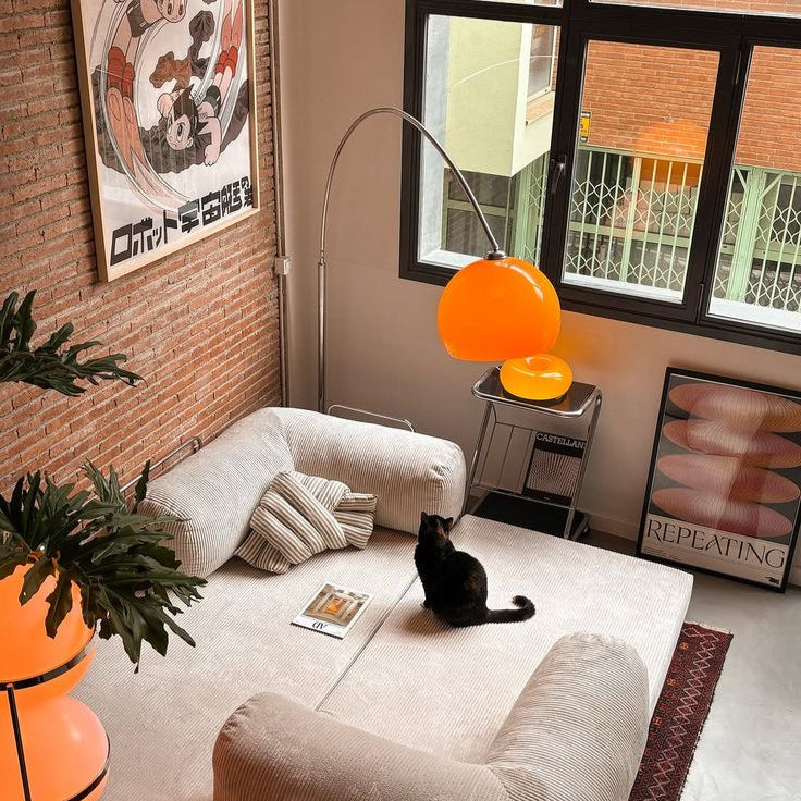 GOLDEN HOUR FLOOR LAMP