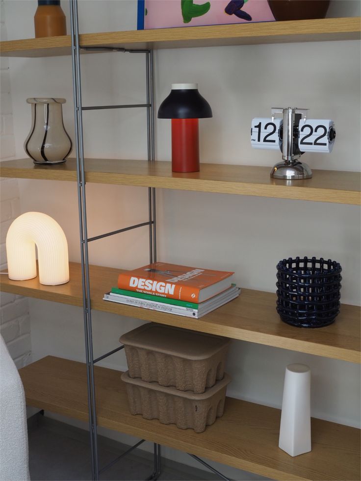 Urban Frame Shelf