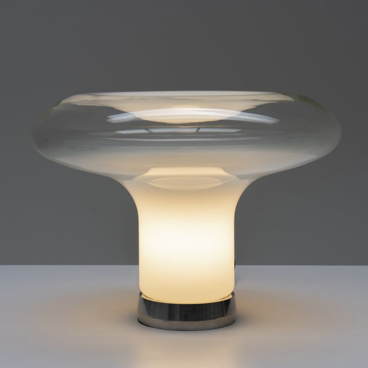 LumiGlass Table Lamp