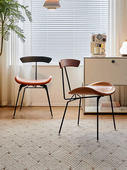 Saddle Back Chair